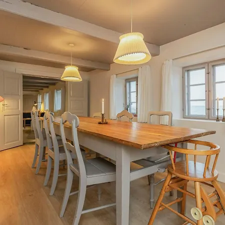 Historic Ferry House By Limfjorden In Sillerslev * Oster Assels