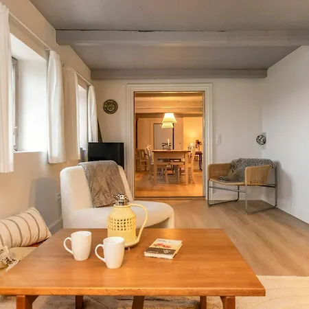 Historic Ferry House By Limfjorden In Sillerslev Tatil Evi