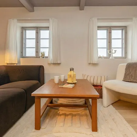 Tatil Evi Historic Ferry House By Limfjorden In Sillerslev *