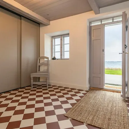 Tatil Evi Historic Ferry House By Limfjorden In Sillerslev *