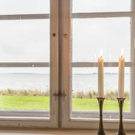 Tatil Evi Historic Ferry House By Limfjorden In Sillerslev *
