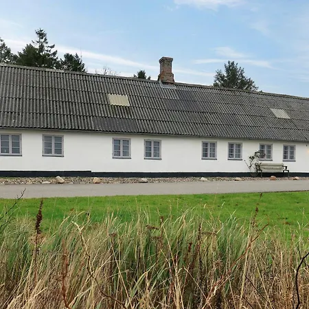 Historic Ferry House By Limfjorden In Sillerslev Tatil Evi